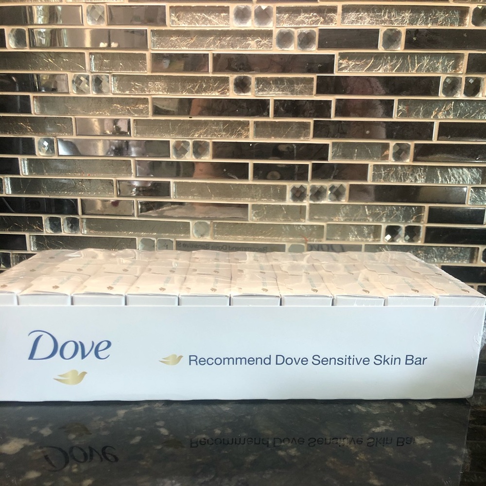 SOLD Dove sensitive skin sample size Beauty Bars
